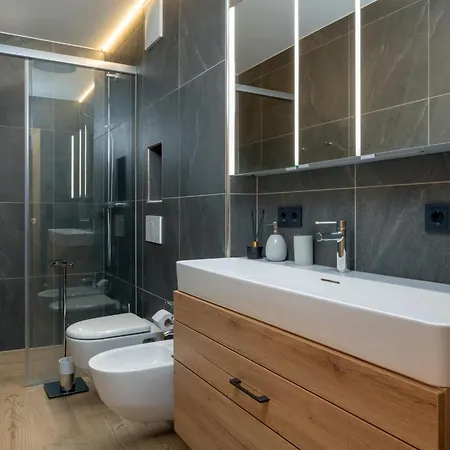 シャレー Luxury Kirchberg *